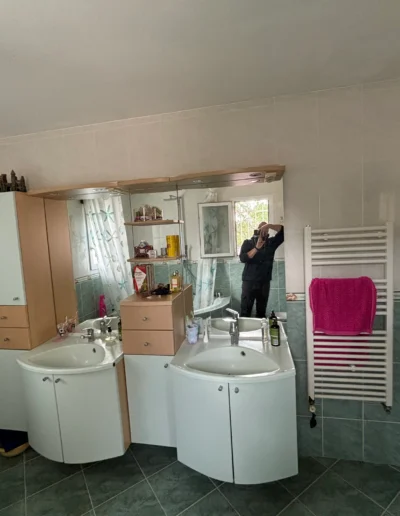 Avant transformation d'une salle de bain à Cessy